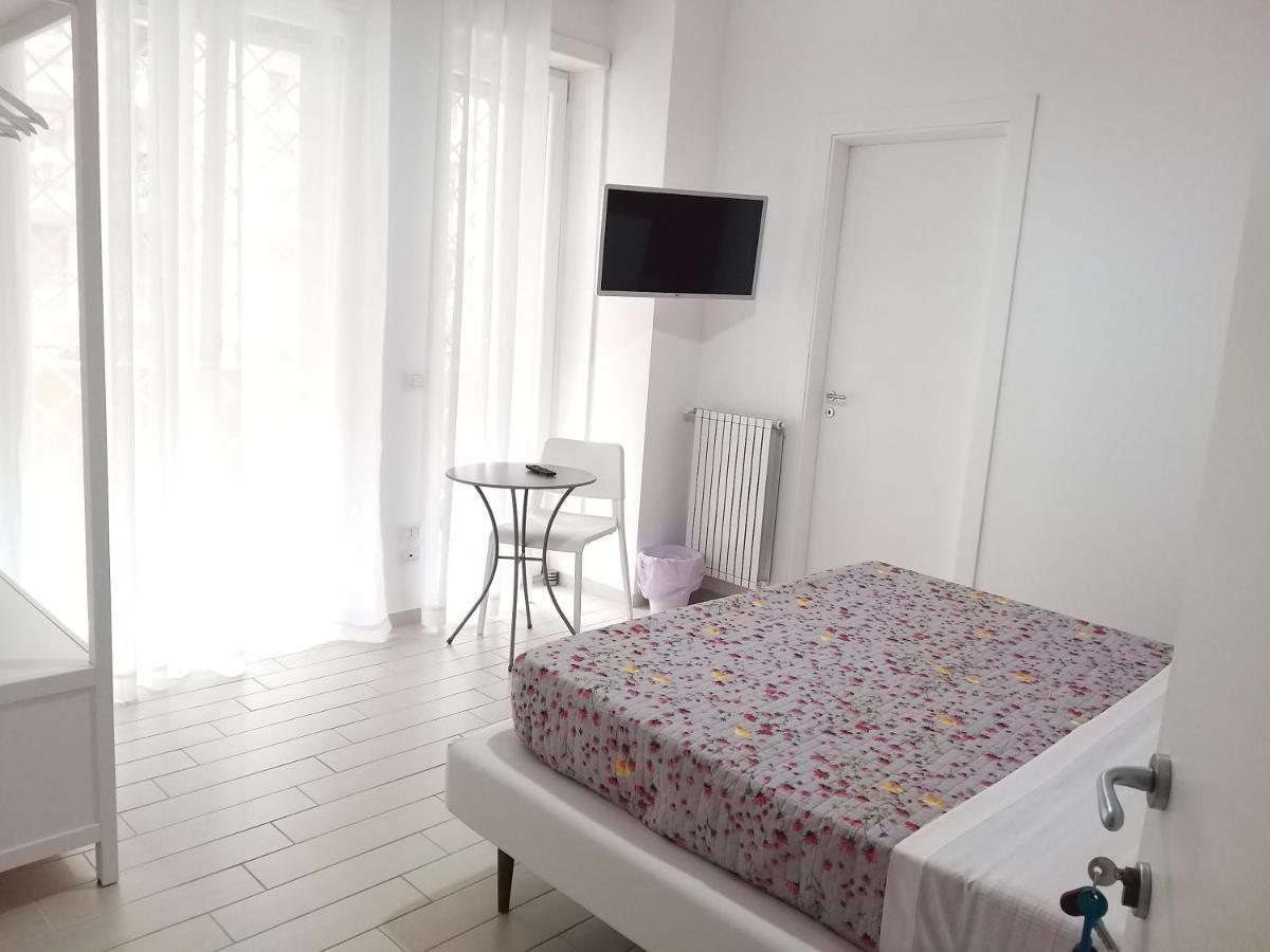 Vomerooms Napoli Eksteriør billede